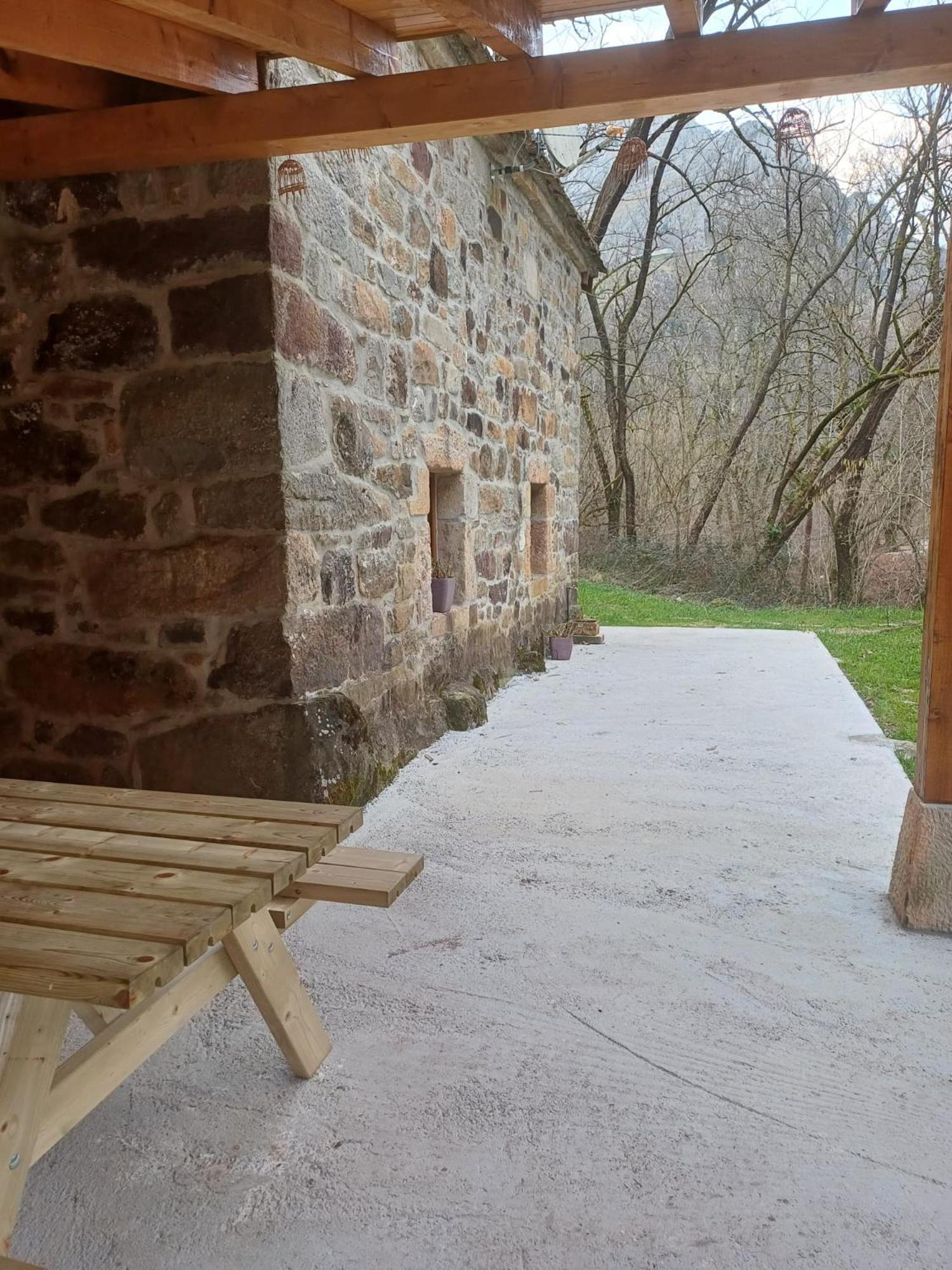 La Cabana Del Rio San Roque de Ríomiera Eksteriør billede